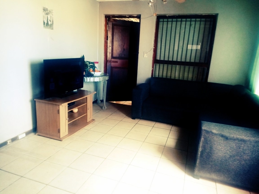 2 Bedroom Property for Sale in Electric City Western Cape